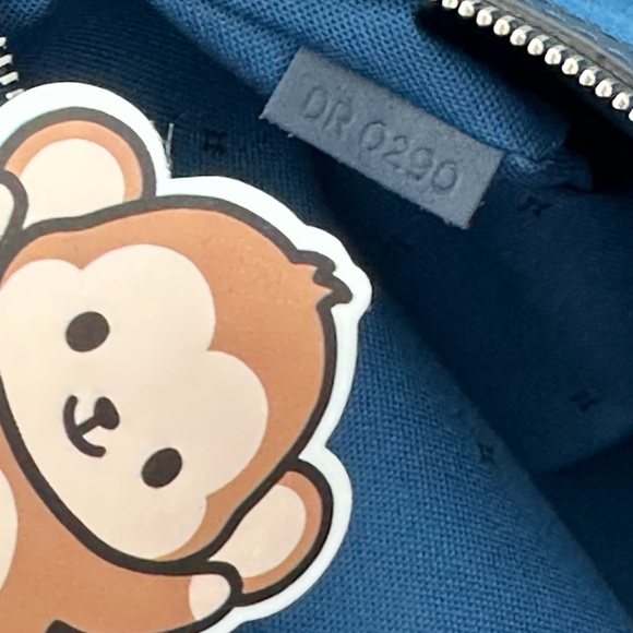 💙🤍authentic Louis Vuitton Keepall Bandouliere 50 LV Escale Blue 💙🤍 - Picture 7 of 9